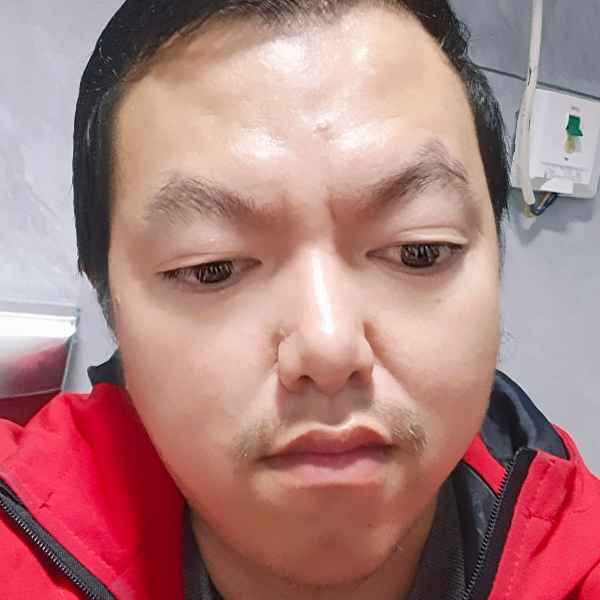 江苏36岁单身帅哥真诚找对象-大理相亲网