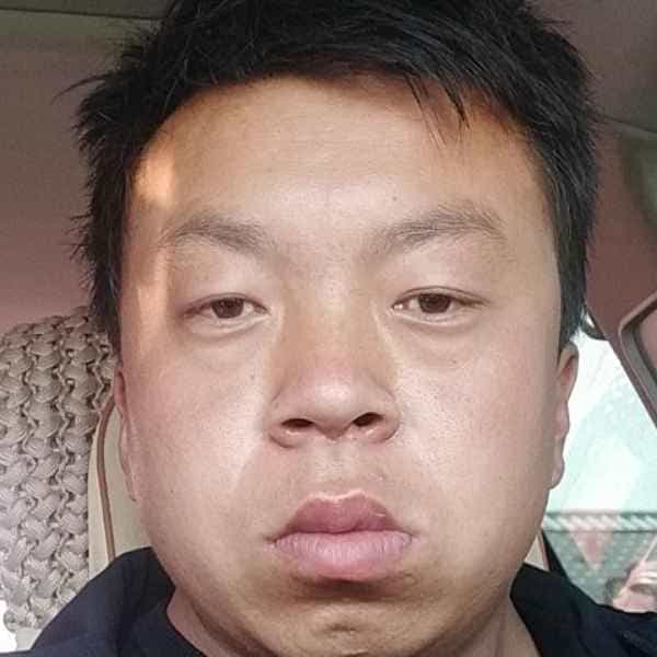 32岁岁内蒙古单身帅哥 - 大理吉缘网